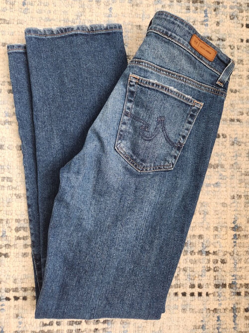 AG Sandra Jean Low-Rise Straight - Size 28
